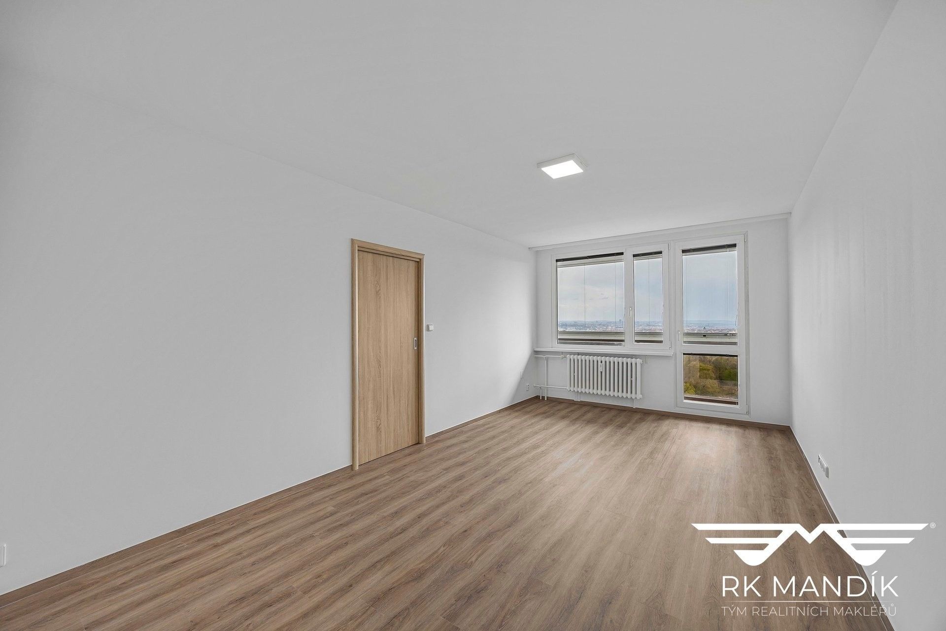 Pronájem bytu 3+1 63 m² - foto 2
