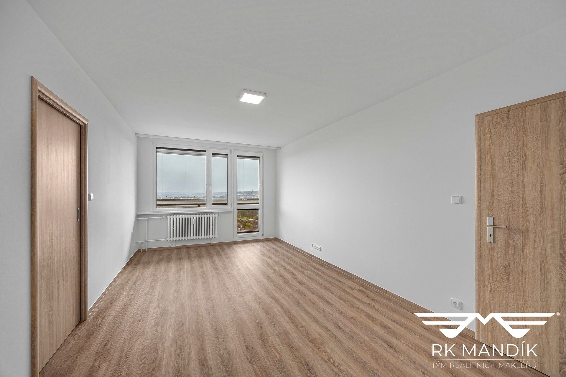 Pronájem bytu 3+1 63 m² - foto 7