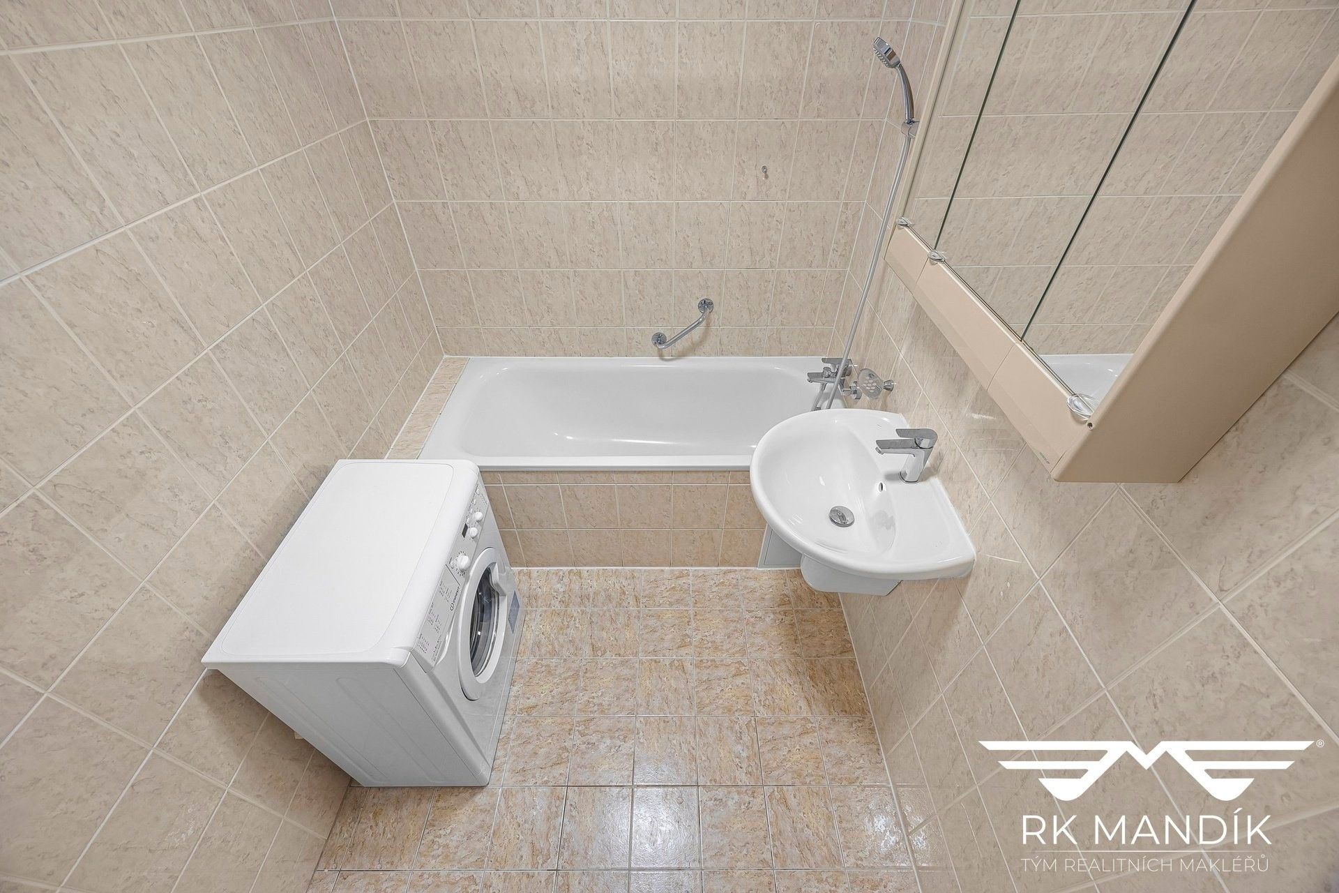Pronájem bytu 3+1 63 m² - foto 15