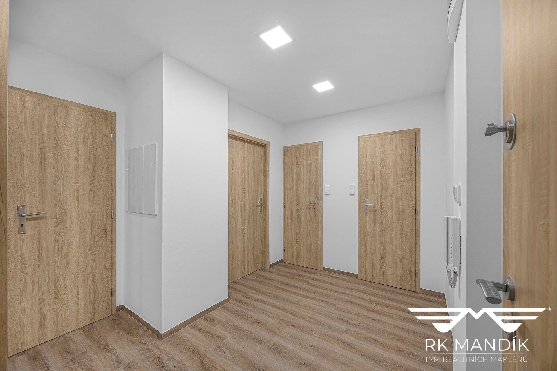 Pronájem bytu 3+1 63 m² - foto 18