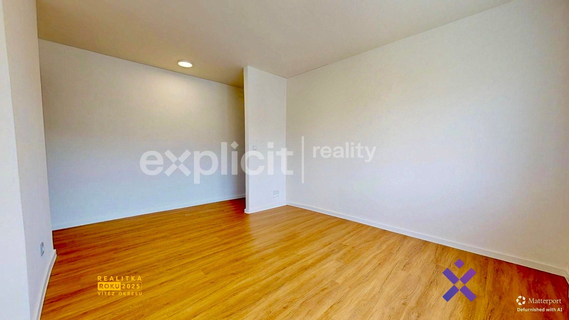 Pronájem bytu 1+1 28 m² - foto 3