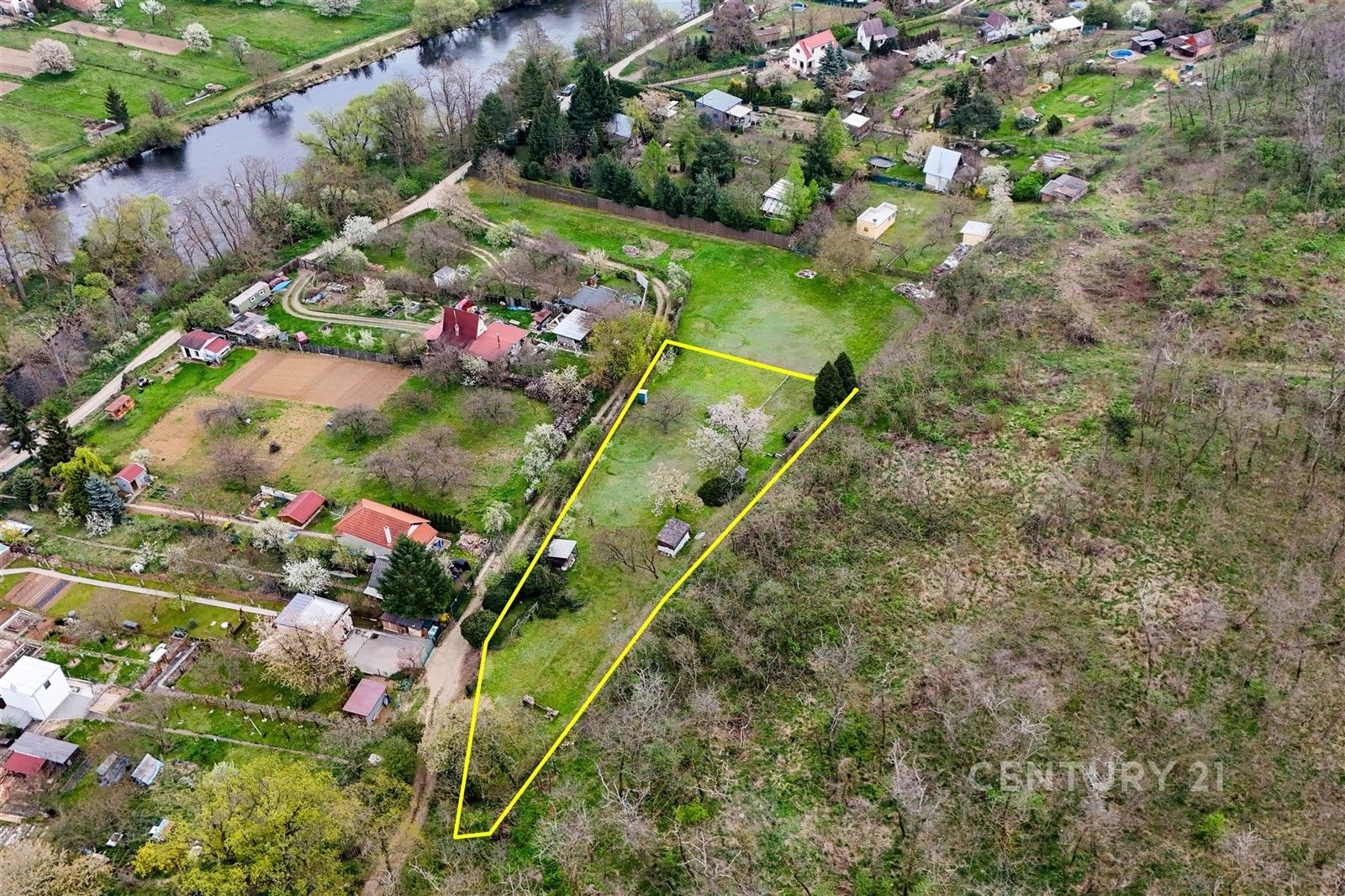 Prodej pozemku 1552 m² - foto 2
