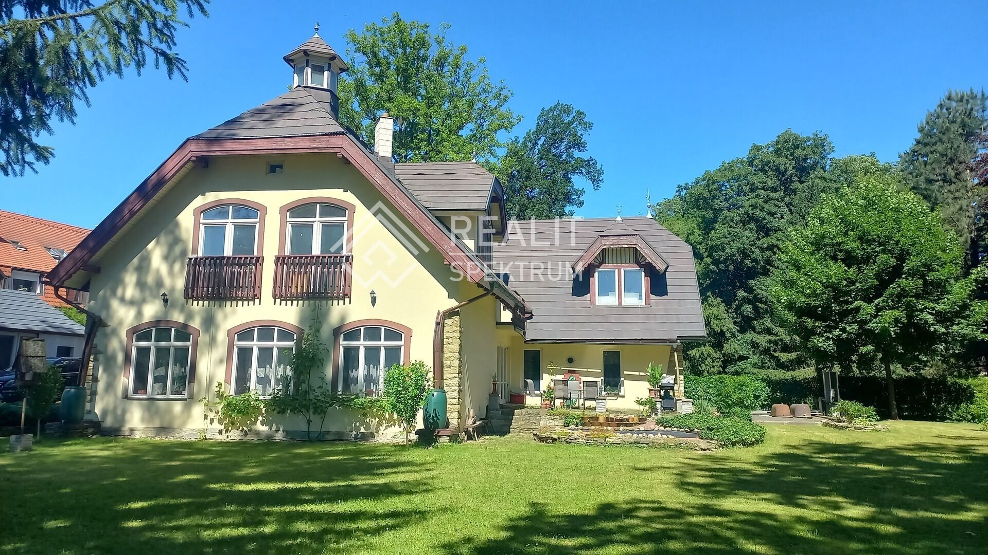 Prodej domu 460 m² - foto 1