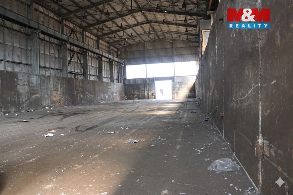Pronájem komerčního prostoru 850 m² - foto 5