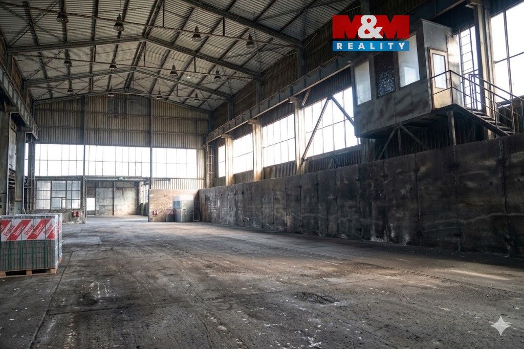 Pronájem komerčního prostoru 850 m² - foto 1