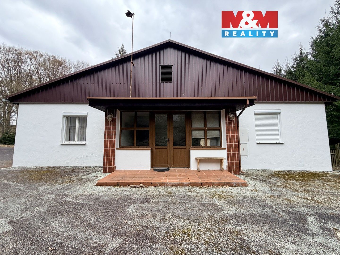 Prodej komerčního prostoru 139 m² - foto 1