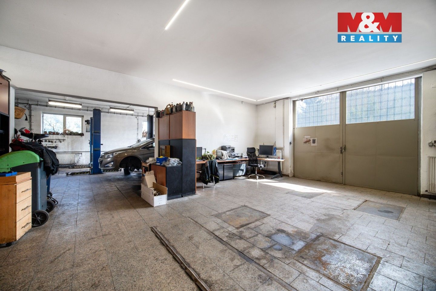 Pronájem komerčního prostoru 2231 m² - foto 11