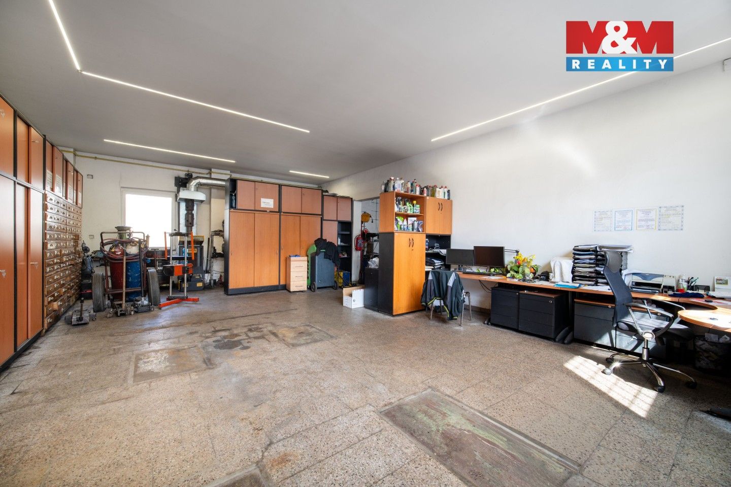 Pronájem komerčního prostoru 2231 m² - foto 10