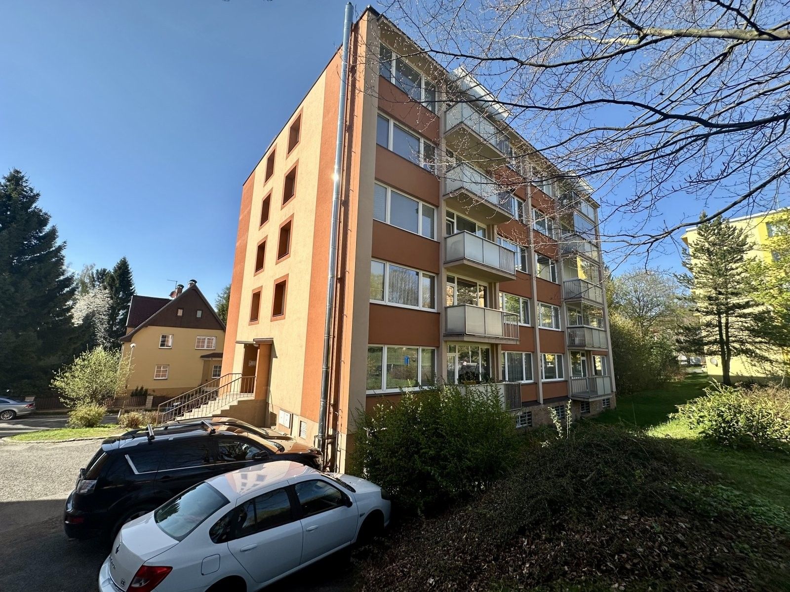 Prodej bytu 3+1 71 m² - foto 1