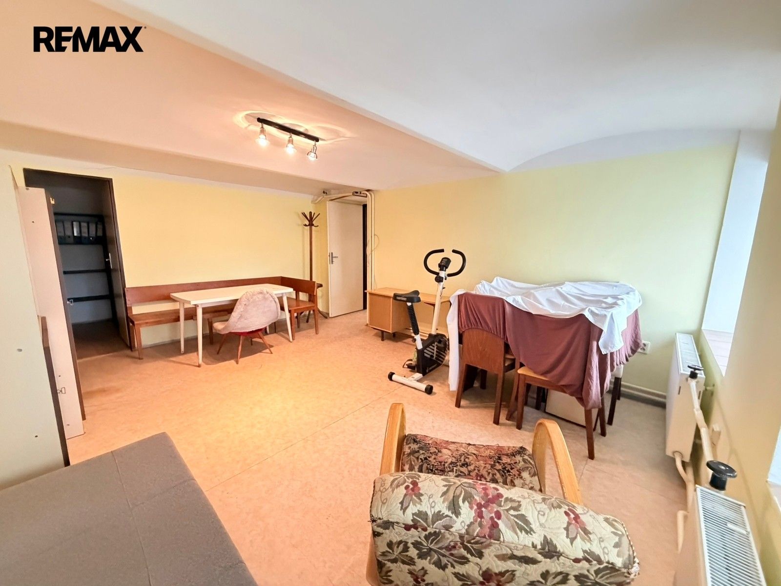 Prodej komerčního prostoru 7472 m² - foto 25