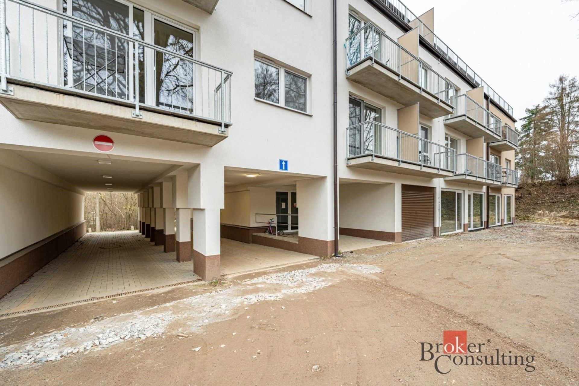 Pronájem bytu 1+kk 24 m² - foto 2
