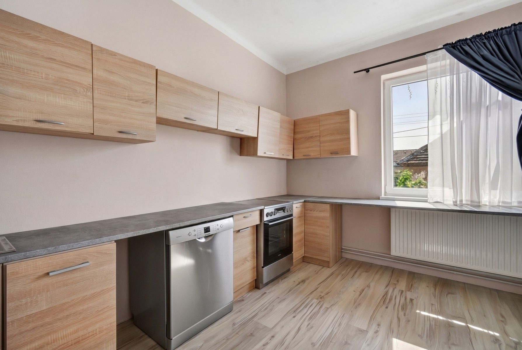 Prodej komerčního prostoru 328 m² - foto 3