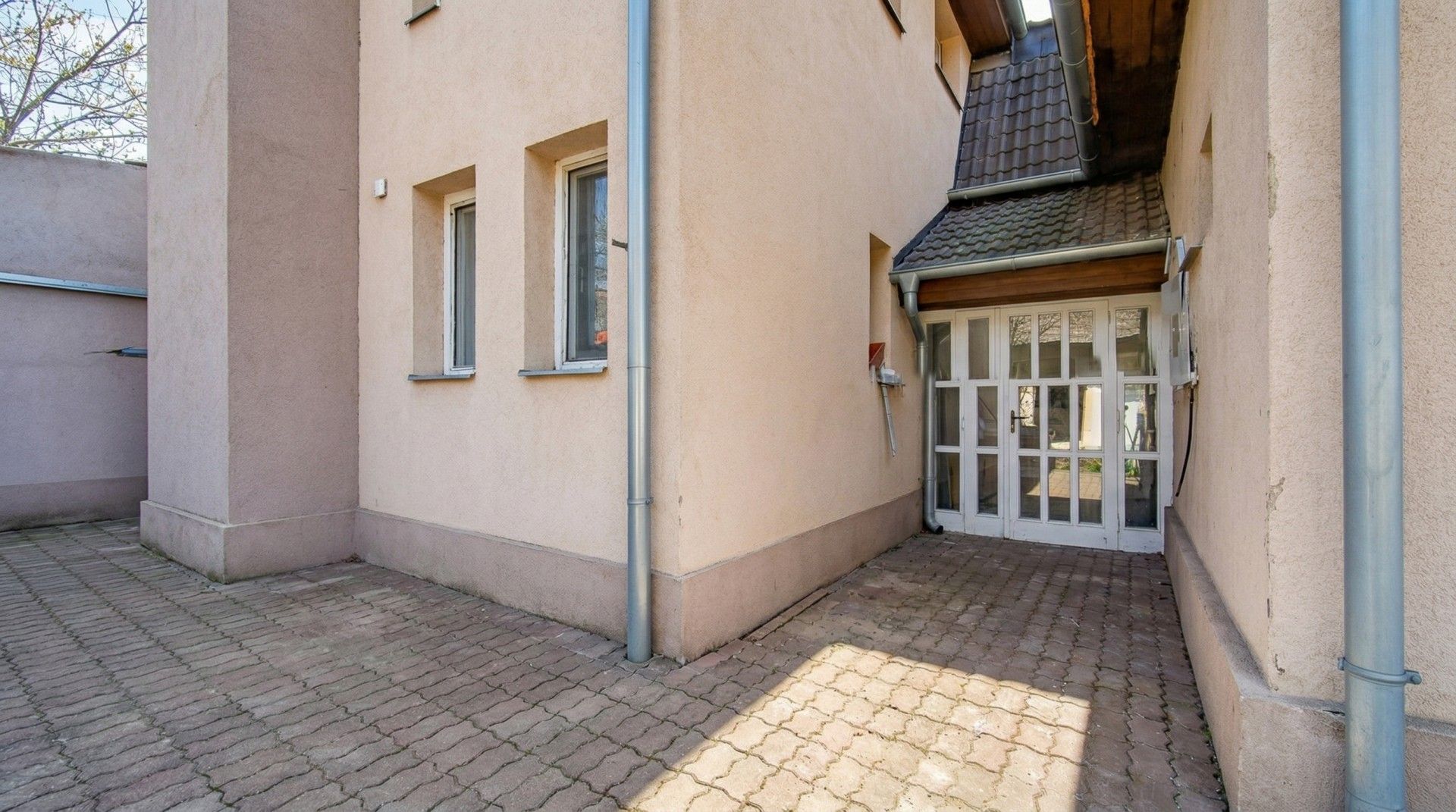 Prodej komerčního prostoru 328 m² - foto 36