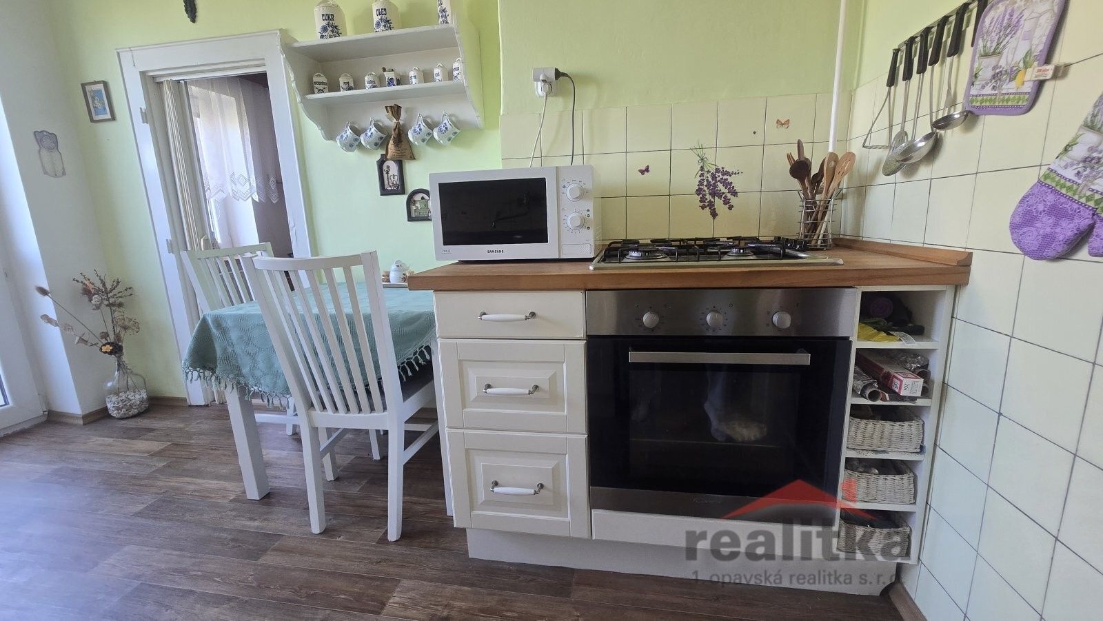 Prodej bytu 2+1 51 m² - foto 4