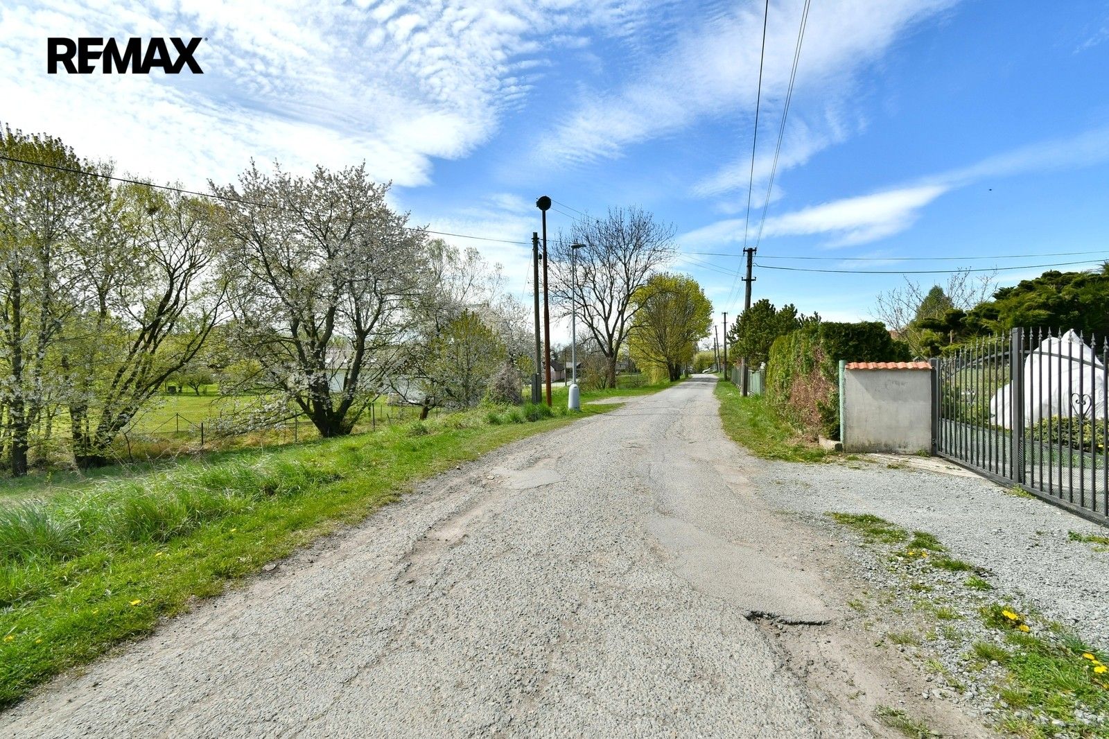Prodej pozemku 1214 m² - foto 4