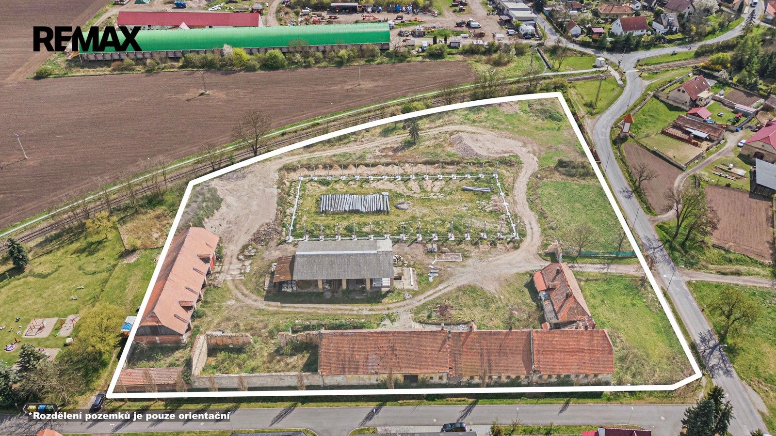 Prodej pozemku 19324 m² - foto 11