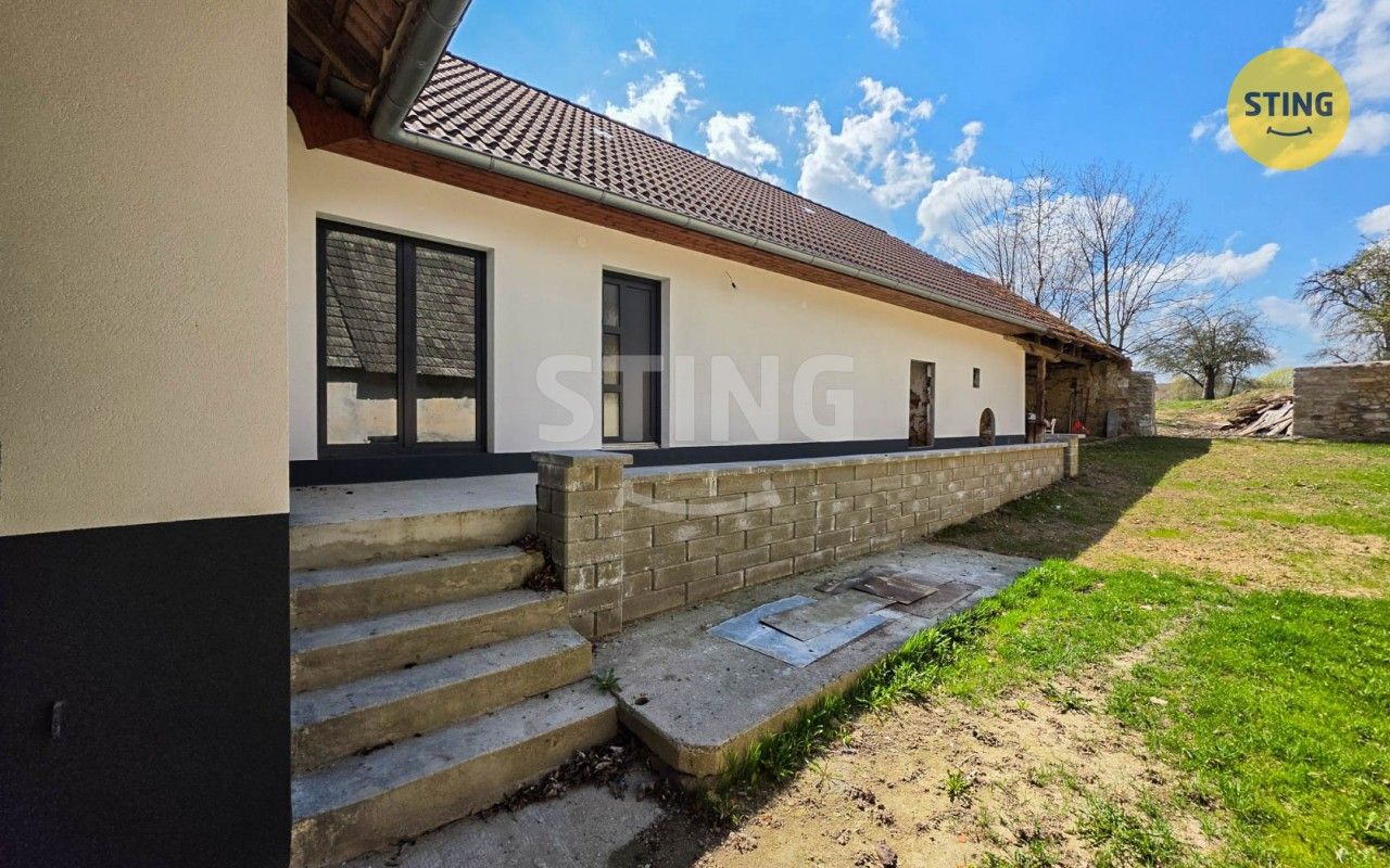 Prodej domu 120 m² - foto 2