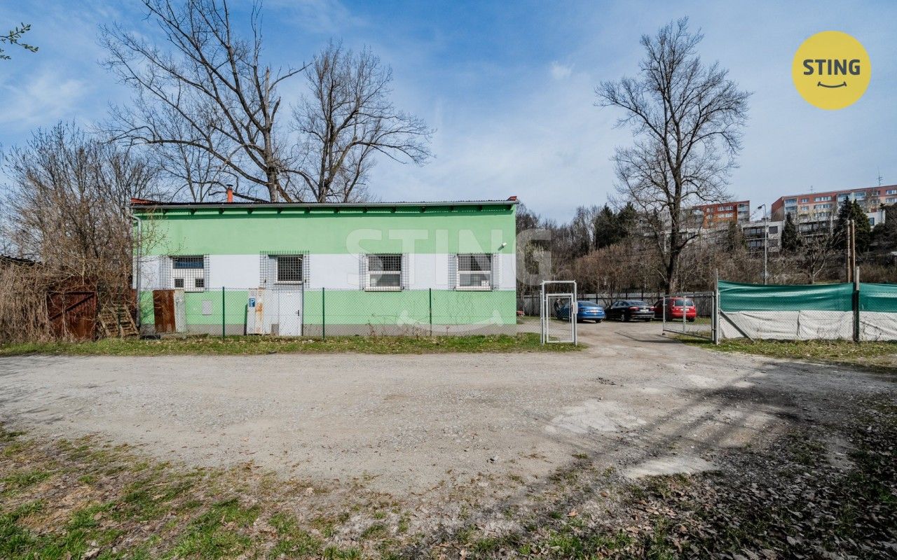 Prodej komerčního prostoru 196 m² - foto 5