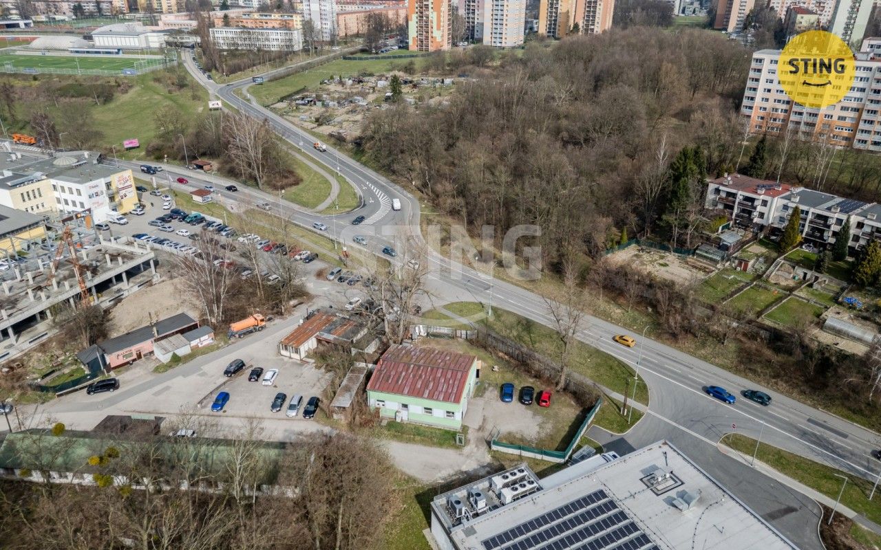 Prodej komerčního prostoru 196 m² - foto 7