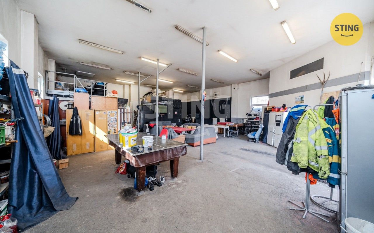 Prodej komerčního prostoru 196 m² - foto 13