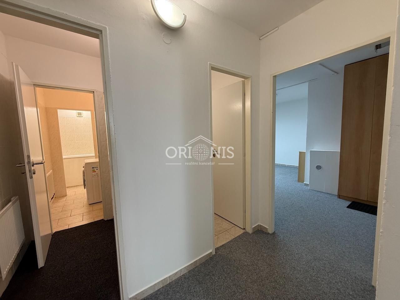 Pronájem komerčního prostoru 61 m² - foto 8