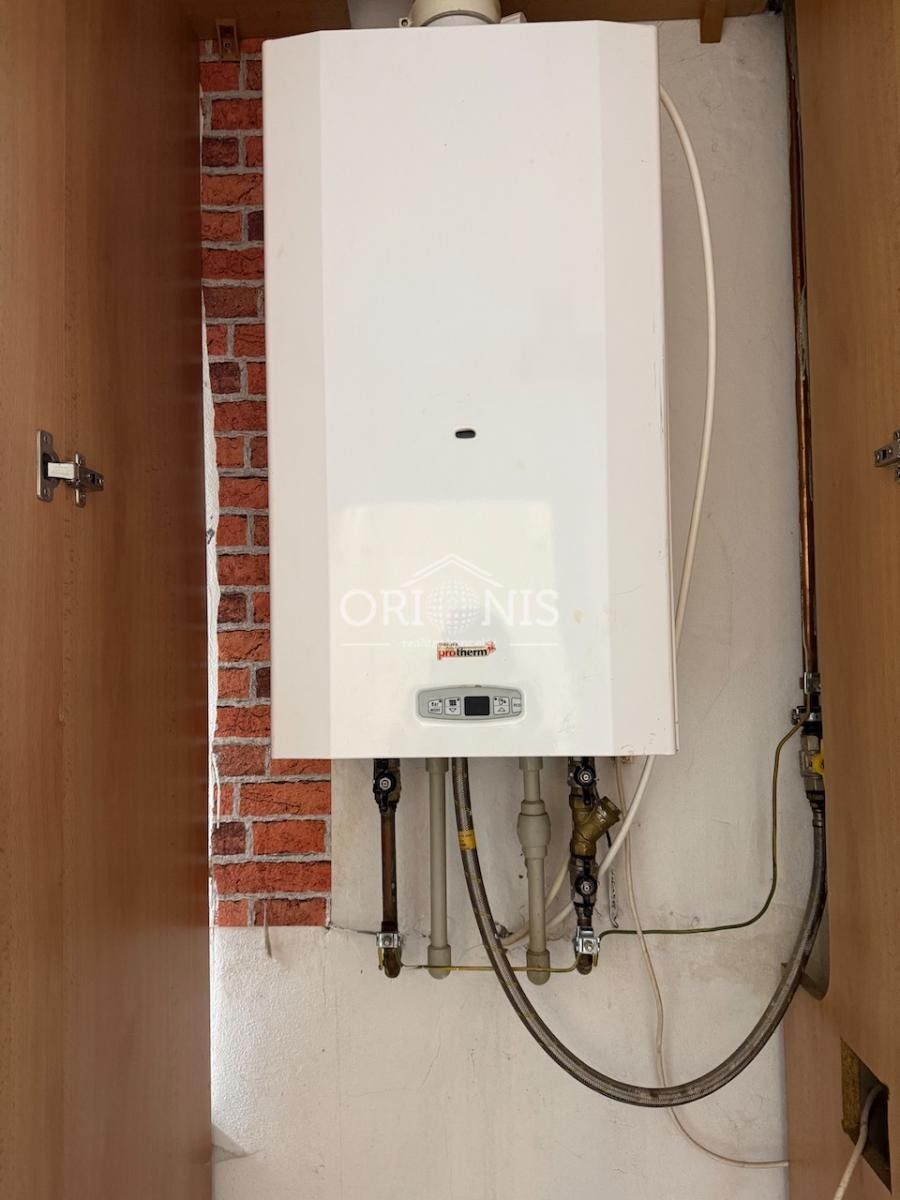 Pronájem komerčního prostoru 61 m² - foto 13