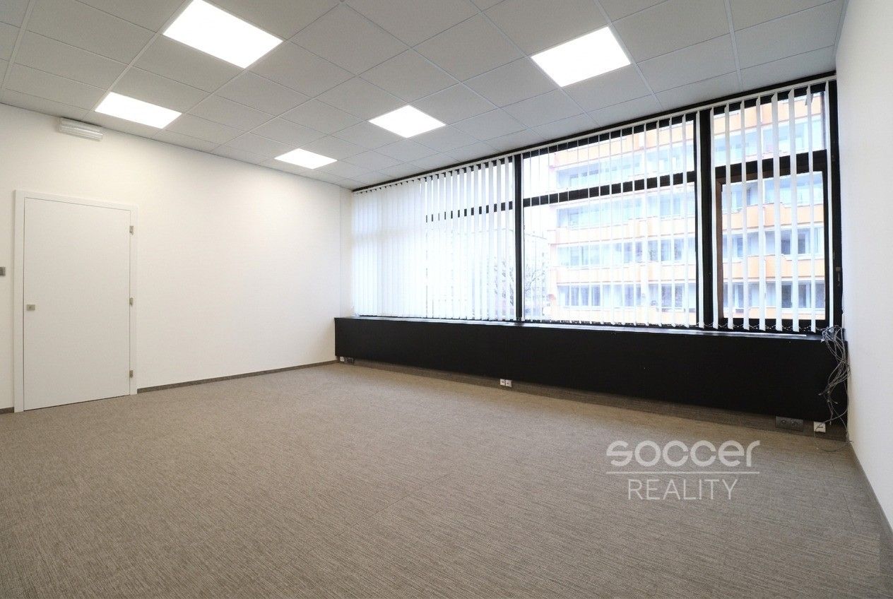 Pronájem komerčního prostoru 114 m² - foto 4