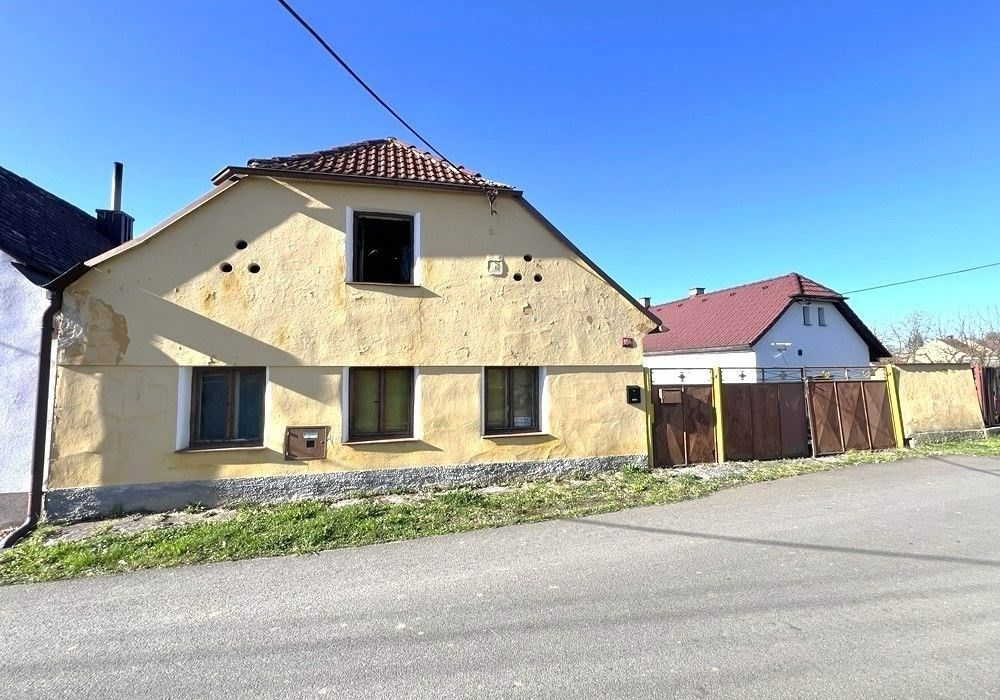 Prodej domu 105 m² - foto 1
