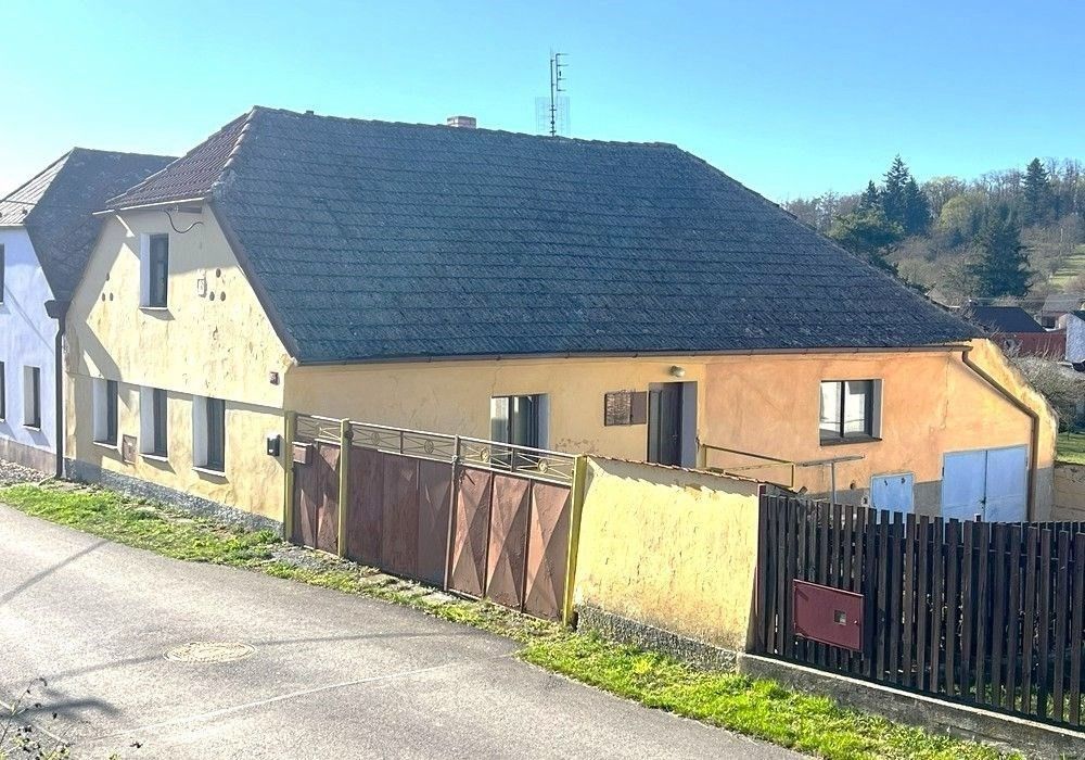 Prodej domu 105 m² - foto 2