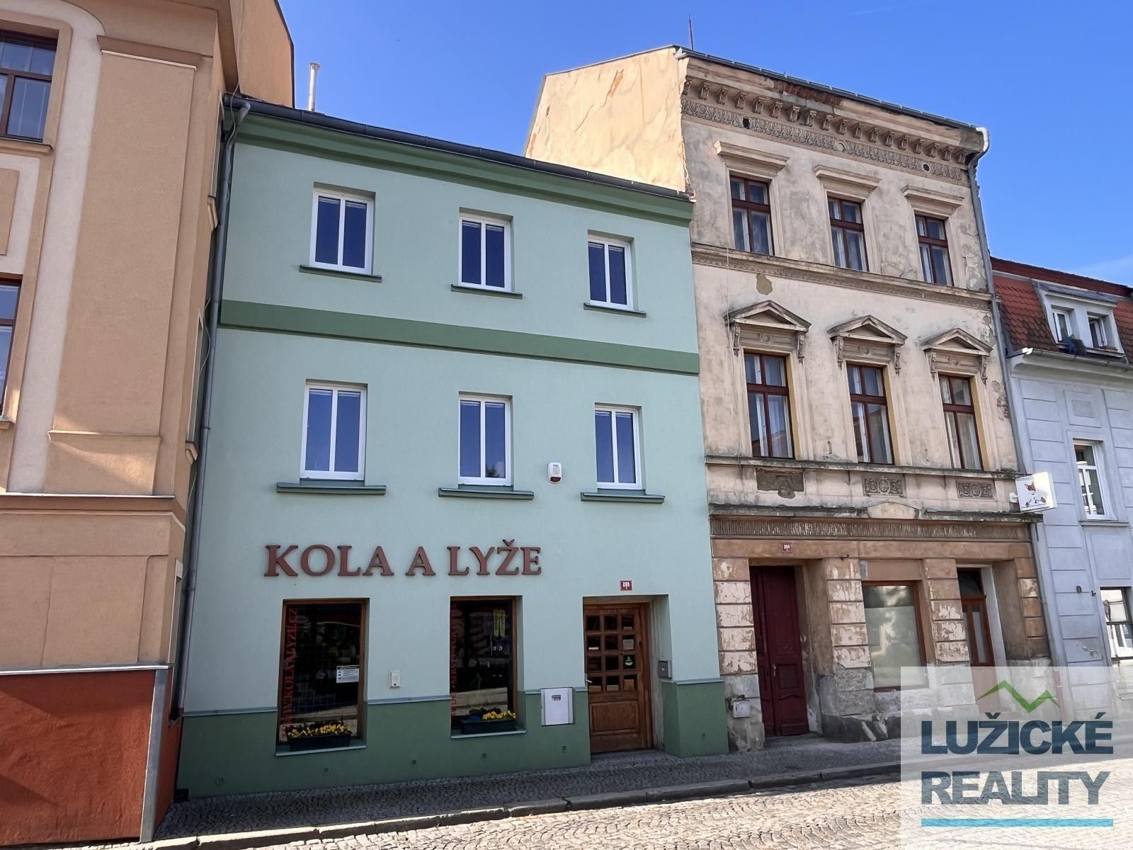 Prodej domu 241 m² - foto 1