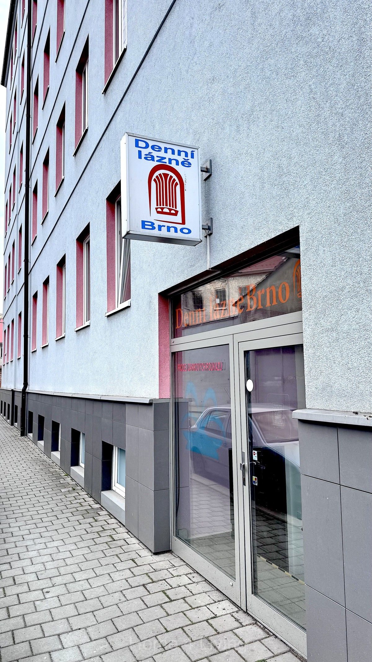 Pronájem komerčního prostoru 270 m² - foto 6