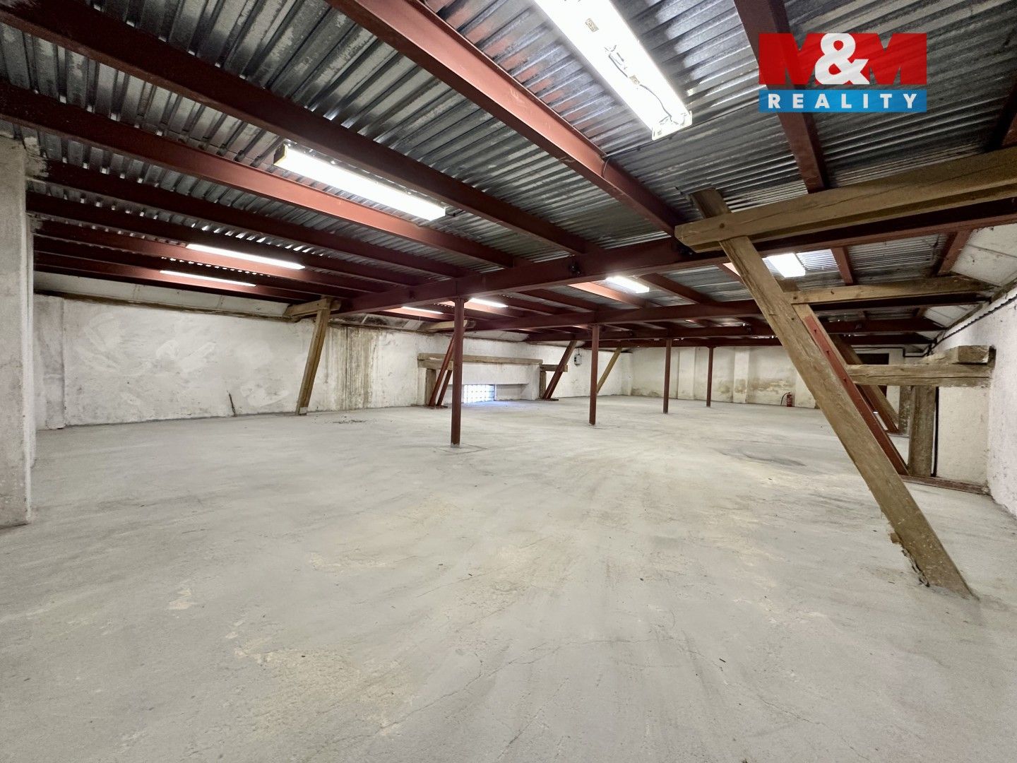 Pronájem komerčního prostoru 190 m² - foto 3