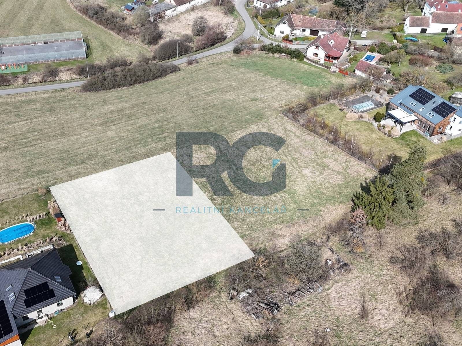 Prodej pozemku 1600 m² - foto 2