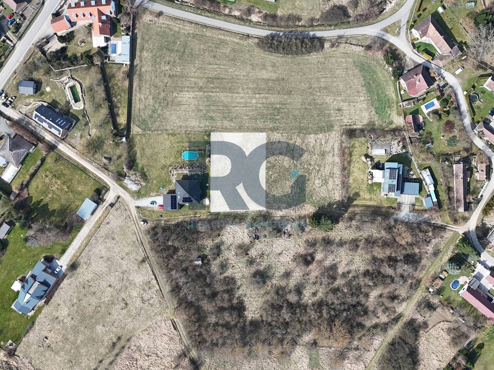 Prodej pozemku 1600 m² - foto 4
