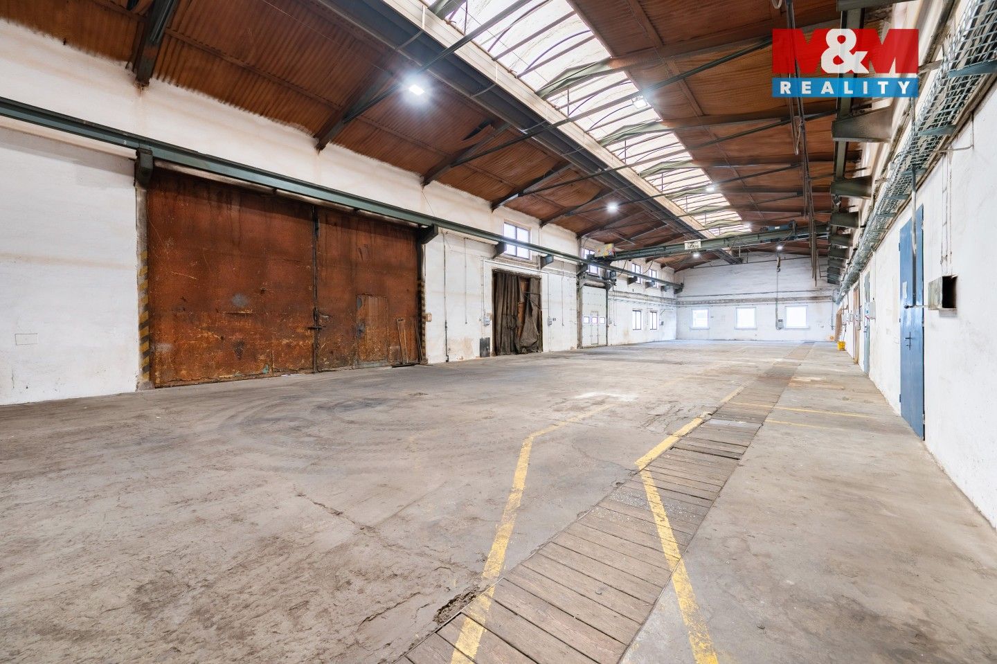 Pronájem komerčního prostoru 770 m² - foto 6