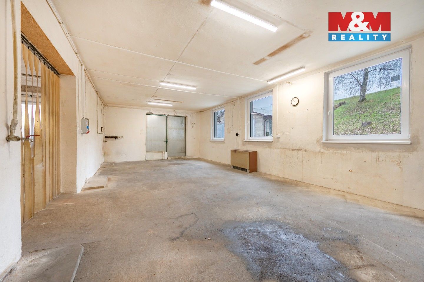 Pronájem komerčního prostoru 770 m² - foto 10