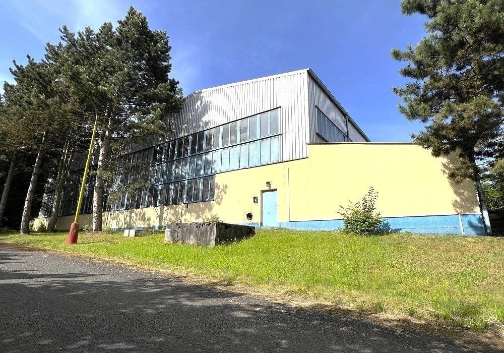 Pronájem komerčního prostoru 1620 m² - foto 7