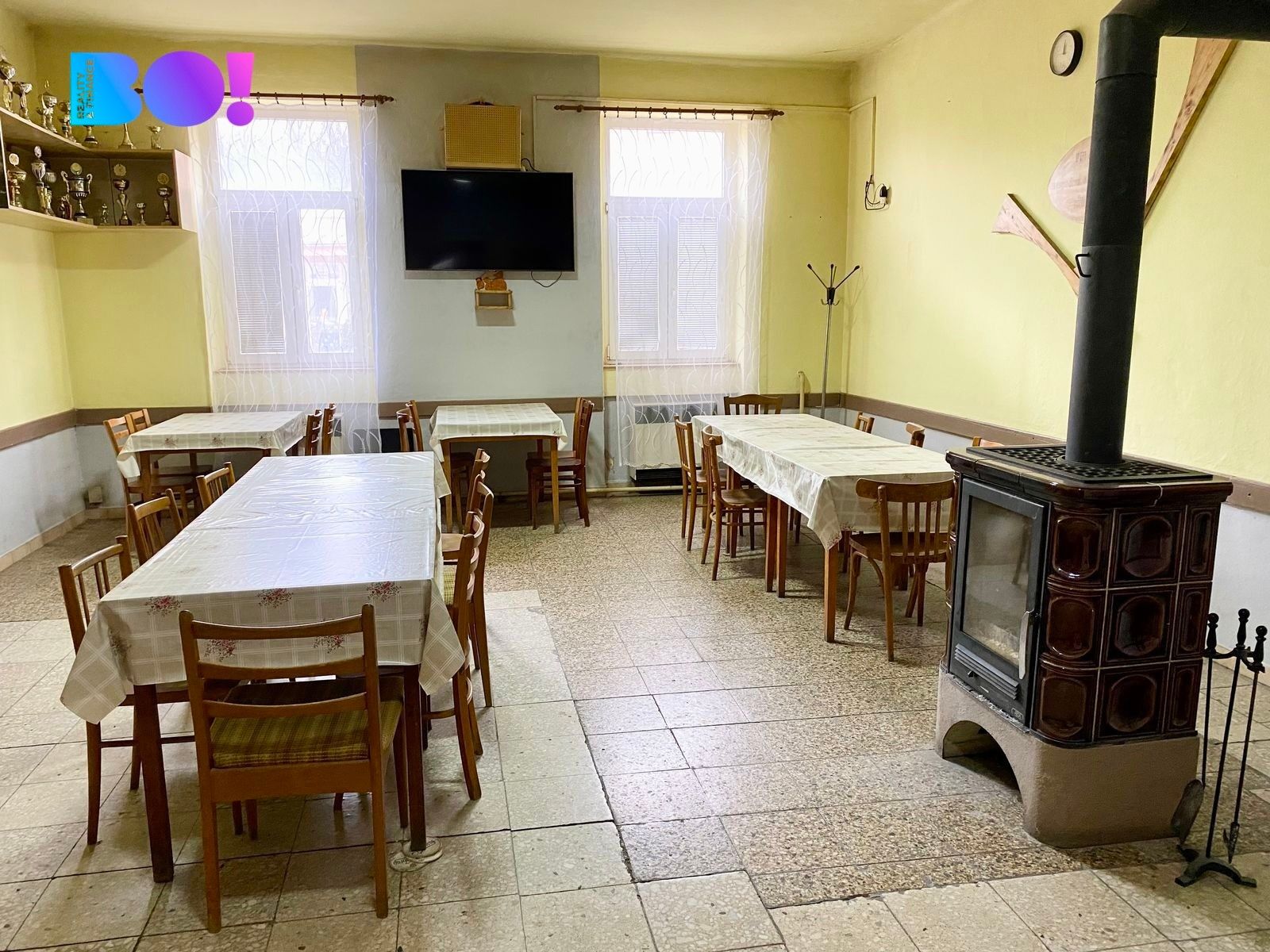 Prodej komerčního prostoru 301 m² - foto 3