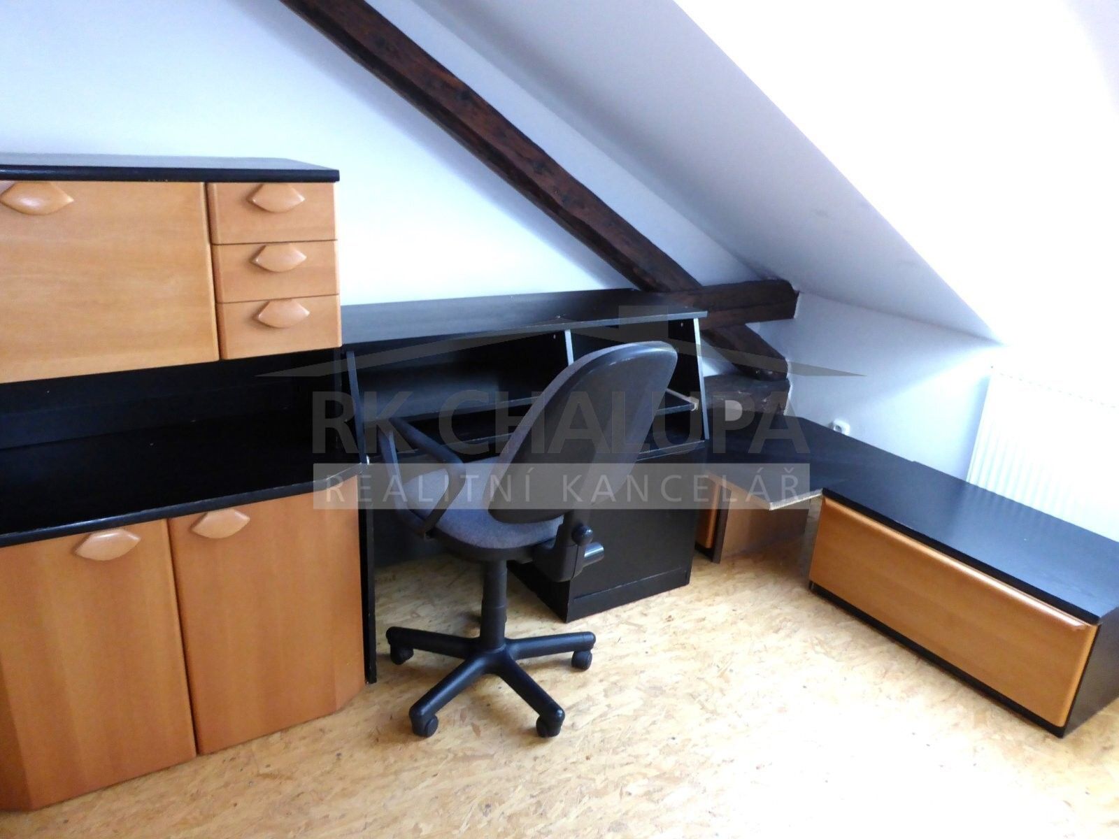 Pronájem bytu 2+1 75 m² - foto 4