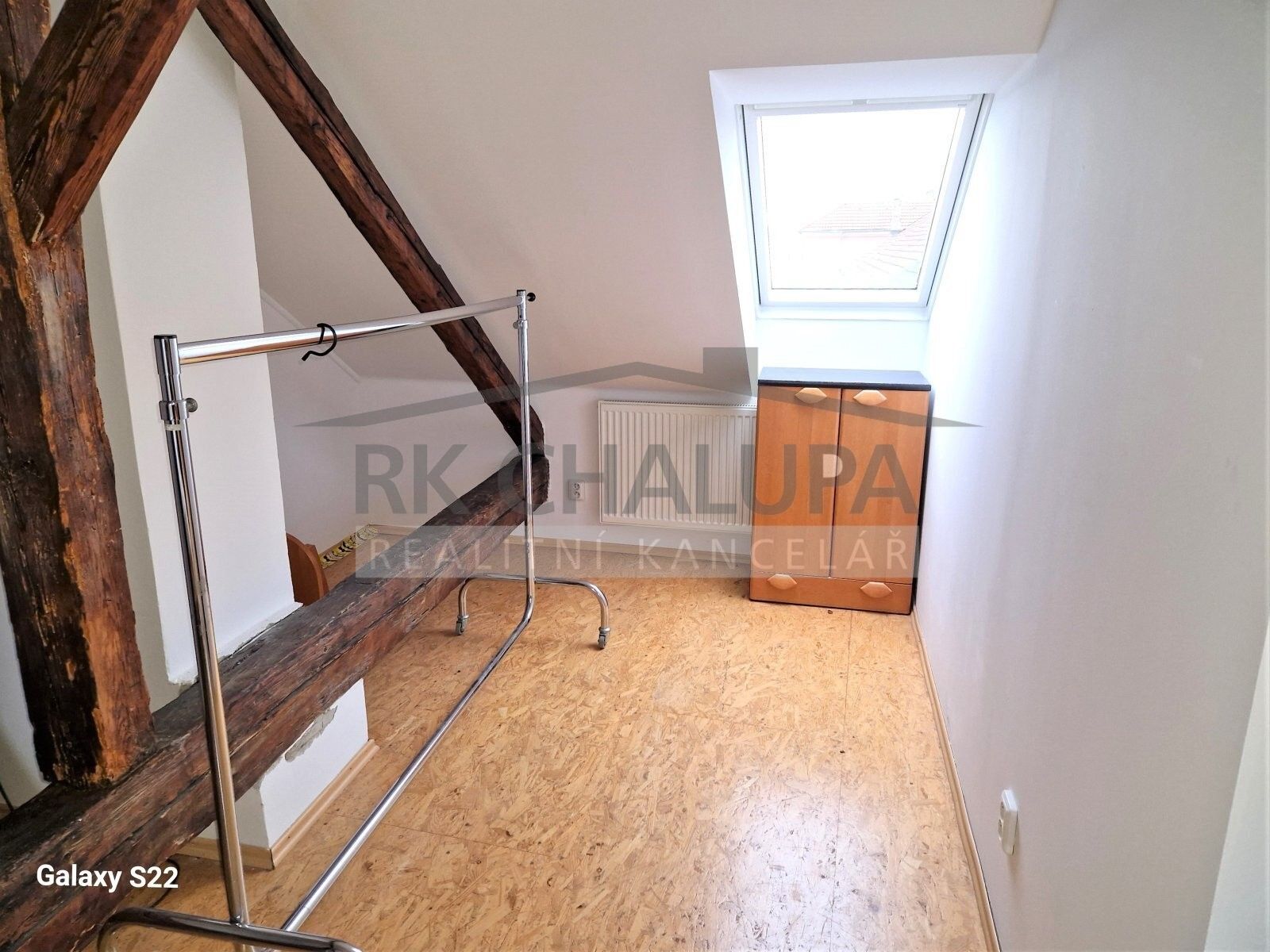 Pronájem bytu 2+1 75 m² - foto 3