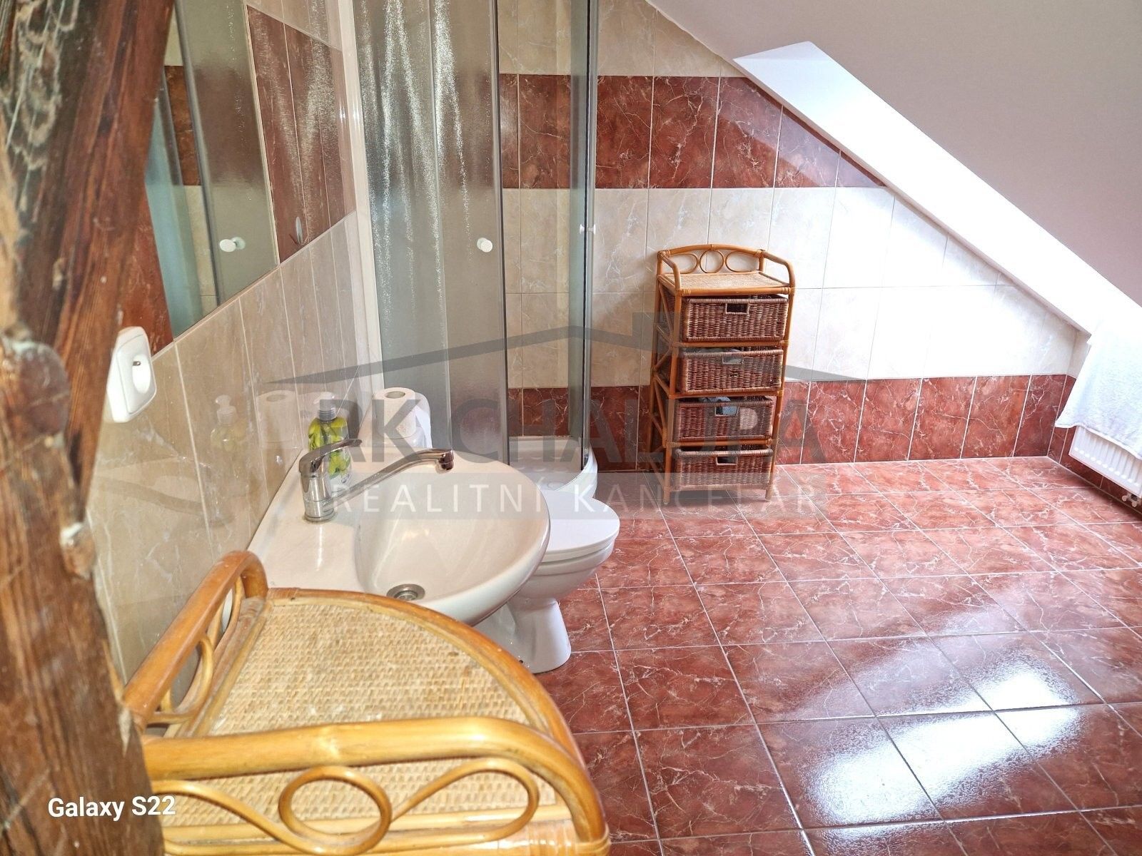 Pronájem bytu 2+1 75 m² - foto 5