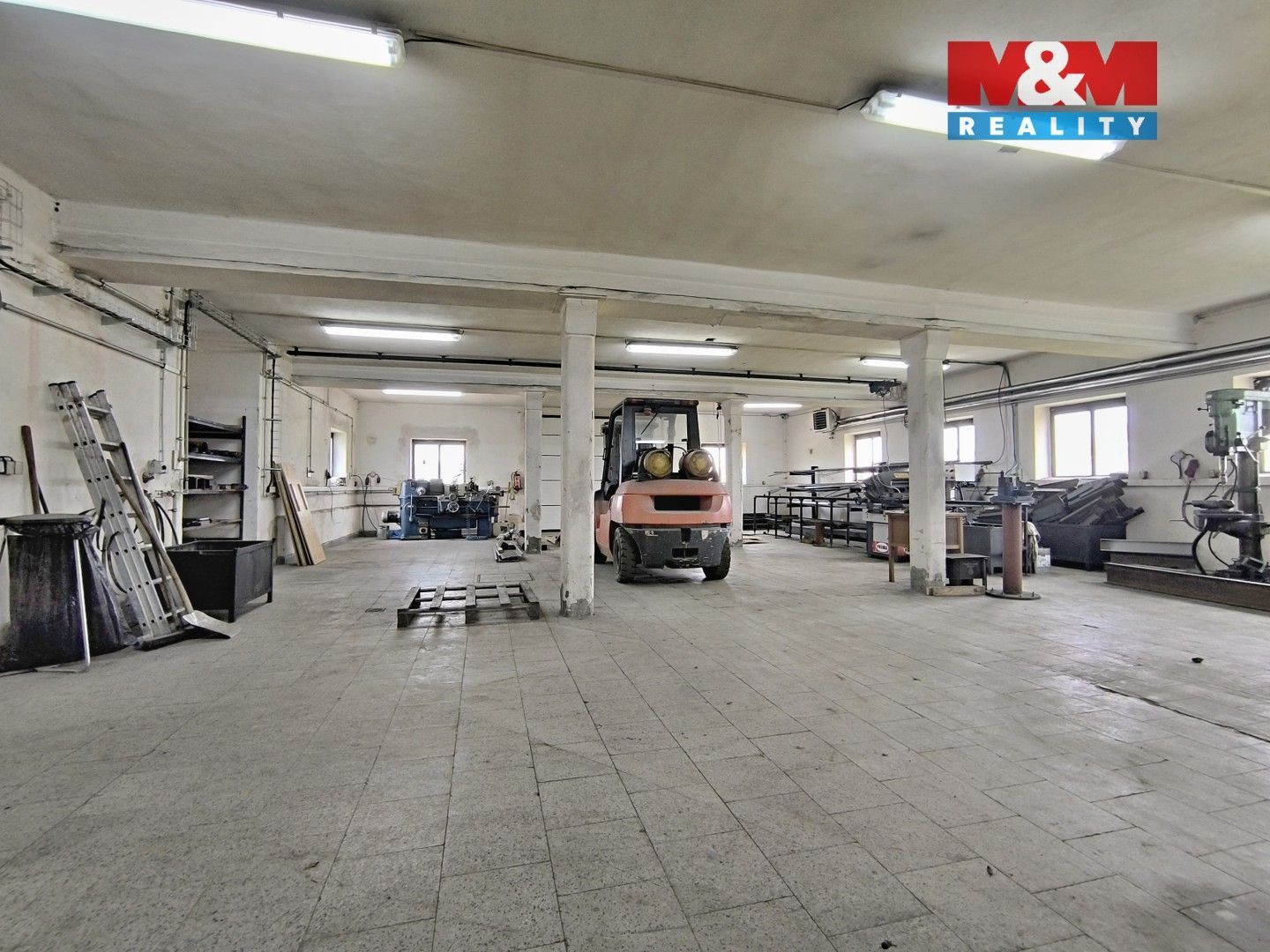 Prodej komerčního prostoru 1393 m² - foto 4