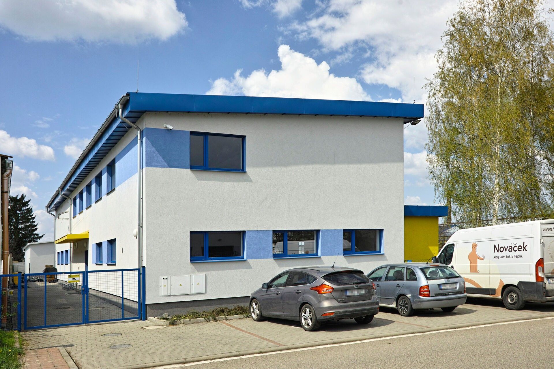 Pronájem komerčního prostoru 603 m² - foto 2
