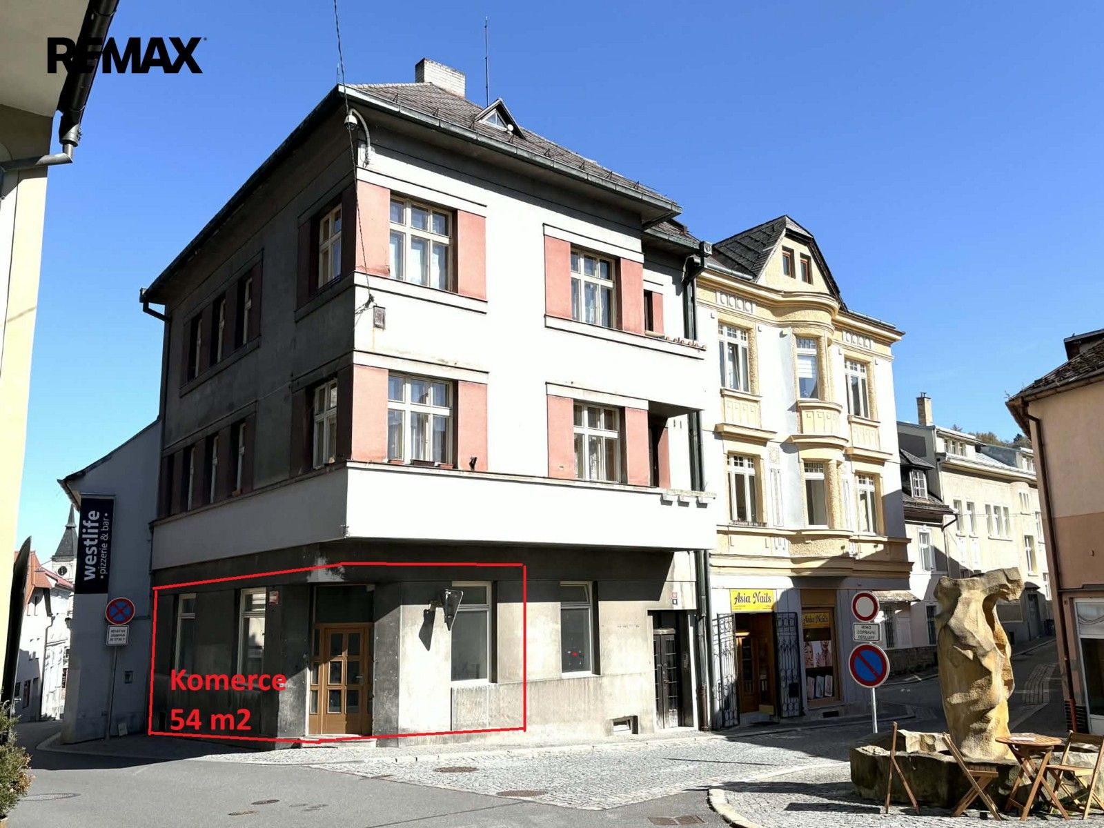 Pronájem komerčního prostoru 54 m² - foto 1
