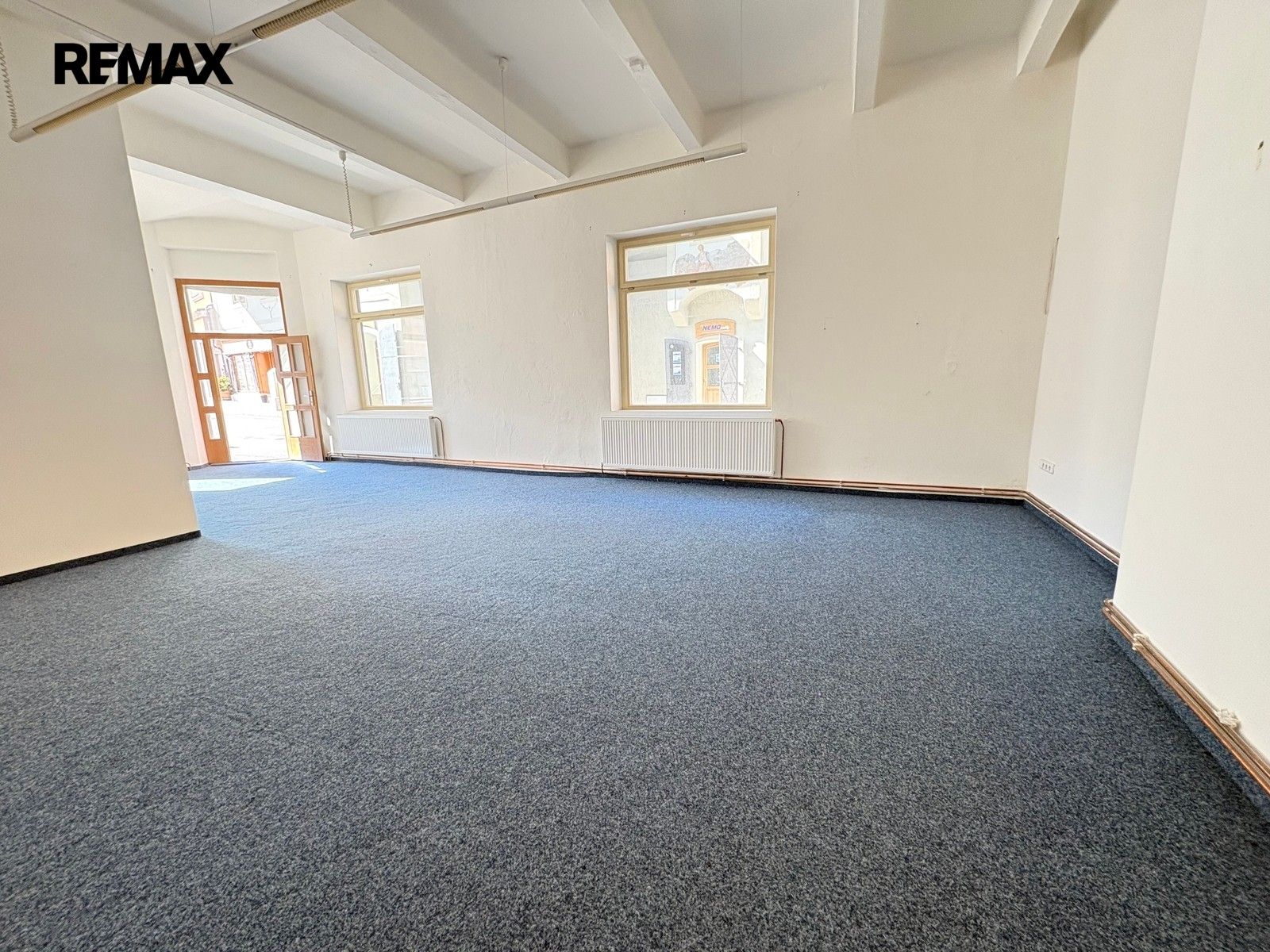 Pronájem komerčního prostoru 54 m² - foto 8