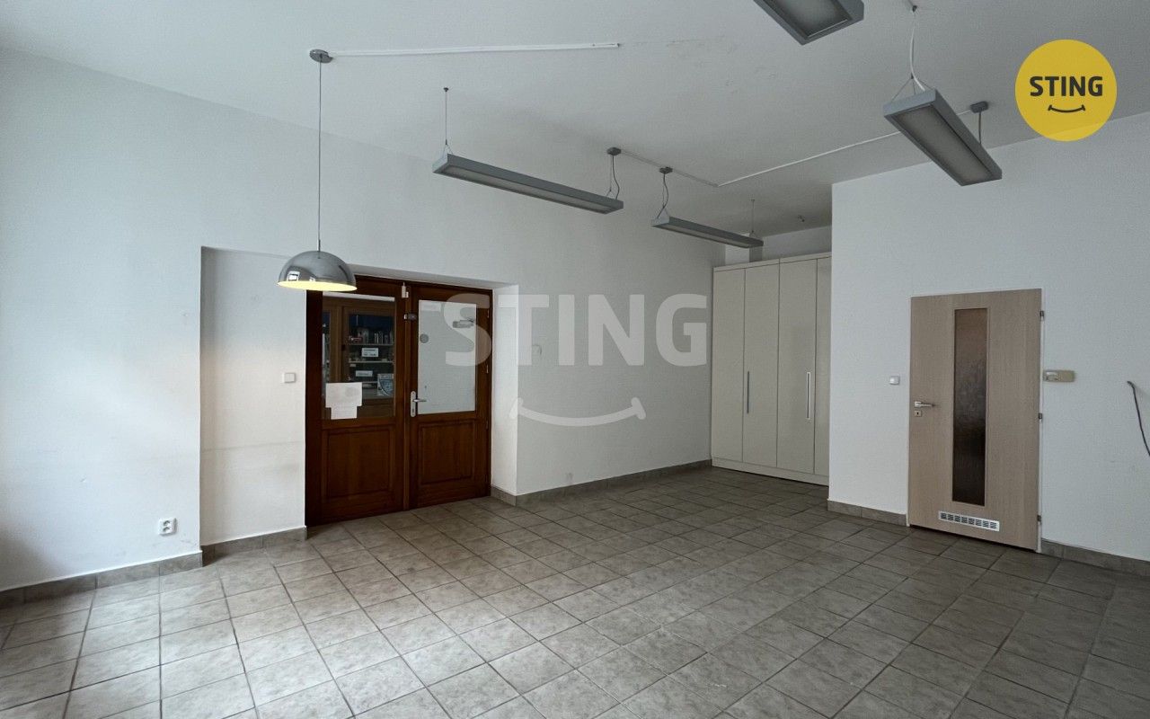 Pronájem komerčního prostoru 38 m² - foto 1
