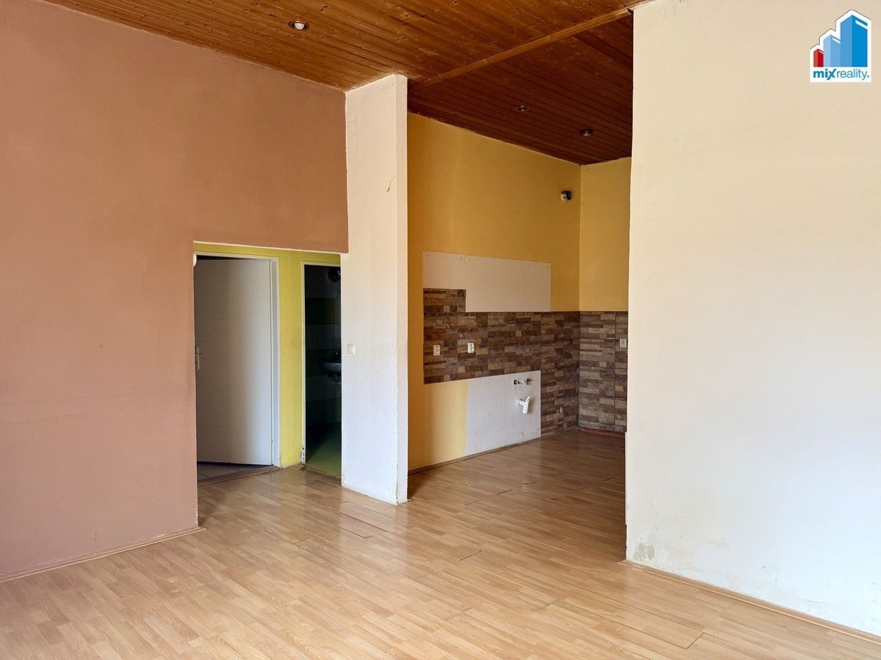 Prodej komerčního prostoru 397 m² - foto 11