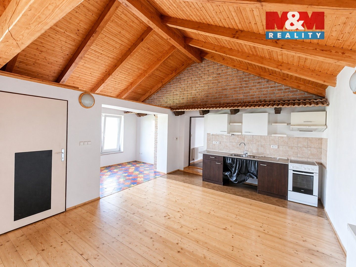 Pronájem komerčního prostoru 1219 m² - foto 4
