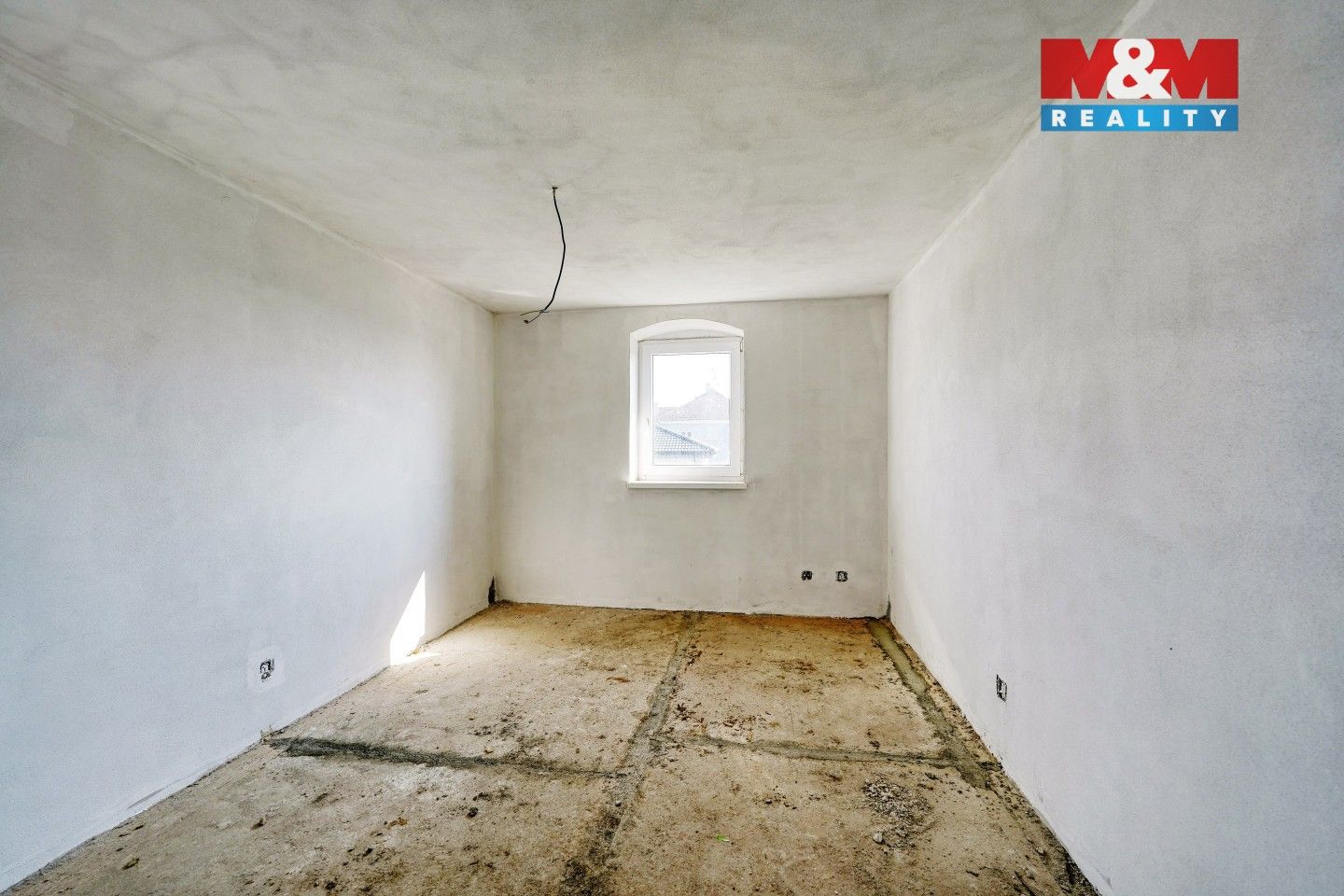Prodej nemovitosti 200 m² - foto 11