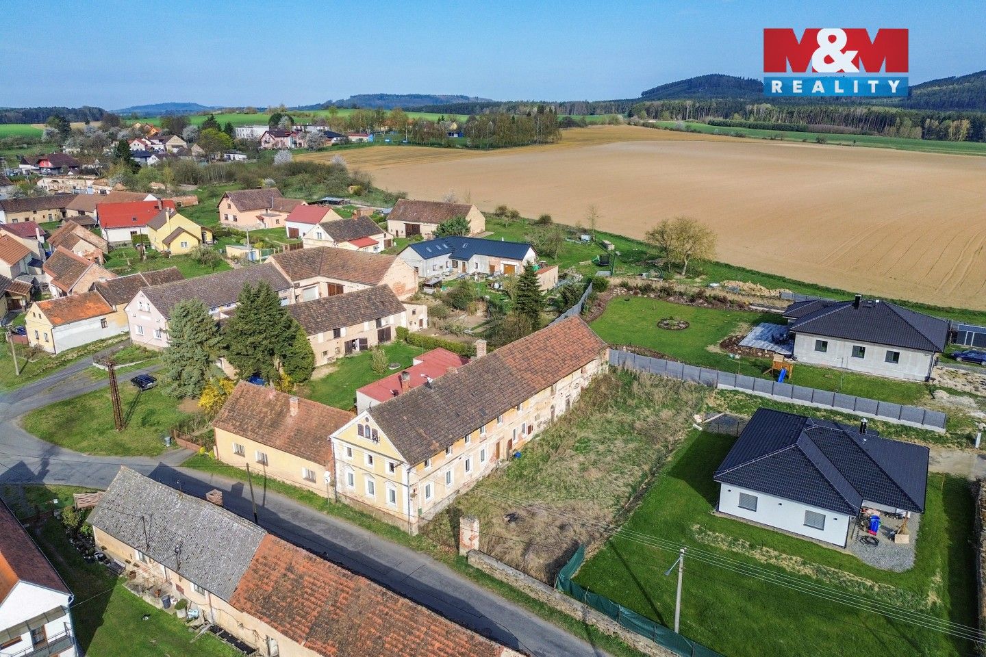 Prodej nemovitosti 200 m² - foto 27